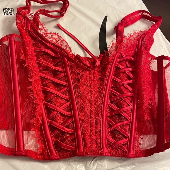 Victoria Secret - DREAM ANGELS
Unlined Lace-Up Corset Top   ST 11177017 - Picture 6 of 6